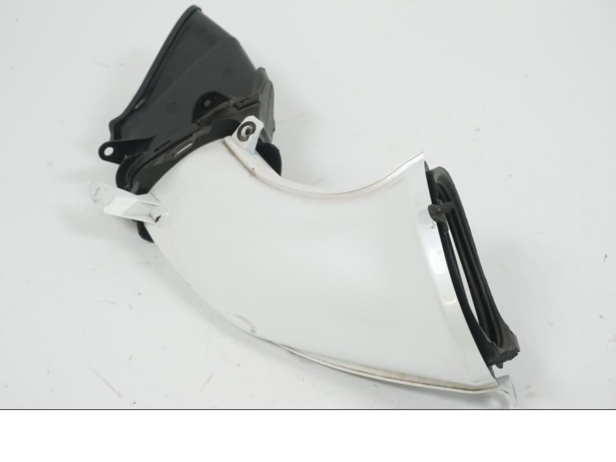 Höger sida på Luftintag från en Yamaha YZF 1000 R1 -2007 motorcykel.