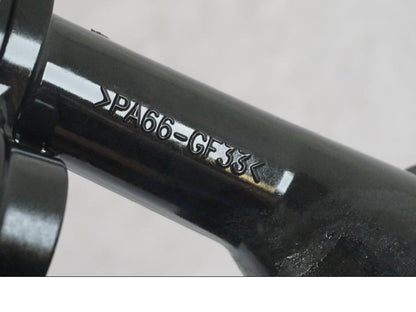 Snett uppifrån på Oljetråg från en Kawasaki Z 900 -2019 motorcykel.