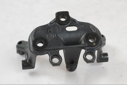 Framsidan på Styrdämparfäste från en Honda CBR 1000 RR -2007 motorcykel.