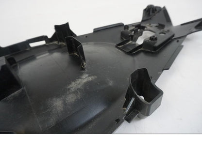 Vänster sida på Undertail från en Kawasaki ER-6F -2016 motorcykel.