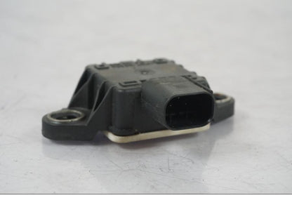 Höger sida på Tilt Sensor från en KTM 1290 Super Duke R -2018 motorcykel.