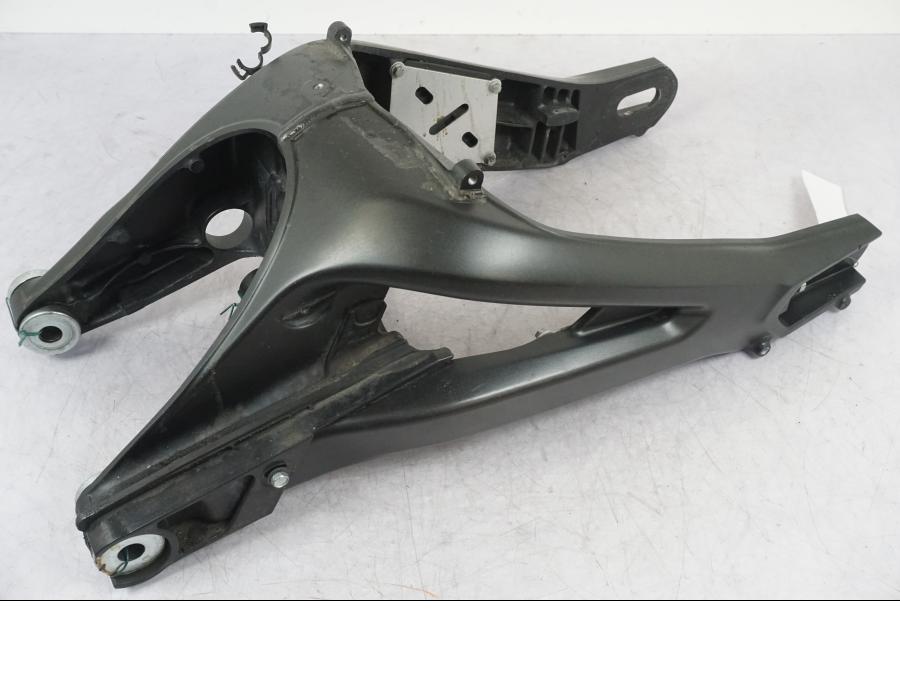 Framsidan på Sving från en Yamaha MT-09 -2016 motorcykel.