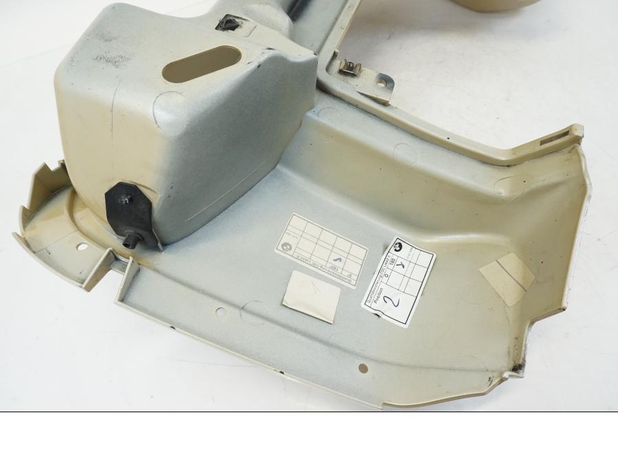 Extrabild1 på Bakvinge från en BMW K 1200 LT -2004 motorcykel.