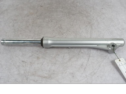 Snett uppifrån på Gaffelben från en Honda ANF 125 -2008 motorcykel.