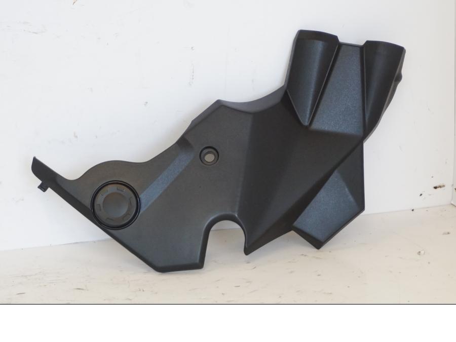 Höger sida på Sidopanel från en Kawasaki ER-6N -2012 motorcykel.