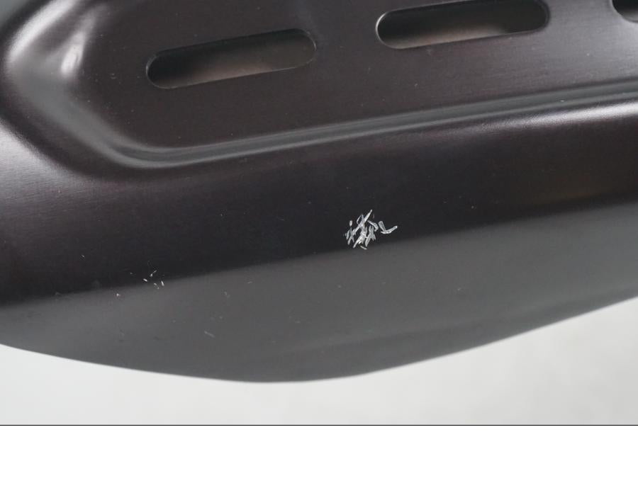 Snett uppifrån på Grenrör från en Ducati Hyperstrada -2013 motorcykel.