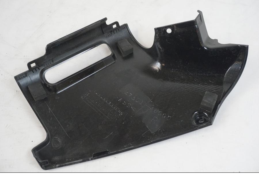 Extrabild3 på Plast från en Suzuki VZR 1800 -2009 motorcykel.