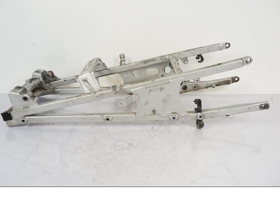 Baksidan på Bakram från en Honda VFR 750 -1994 motorcykel.