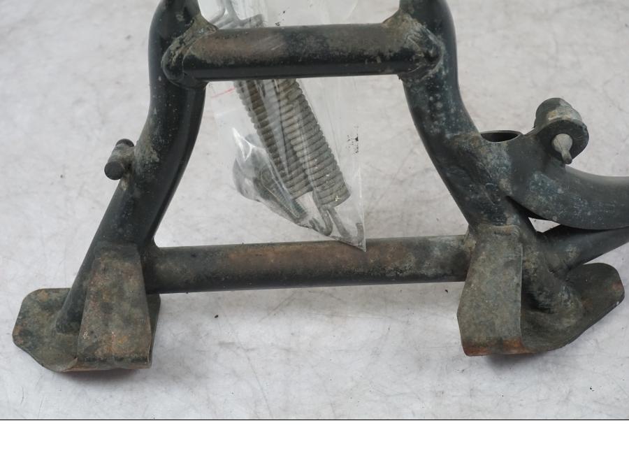 Extrabild3 på Centralstöd från en BMW K 1600 GTL -2015 motorcykel.