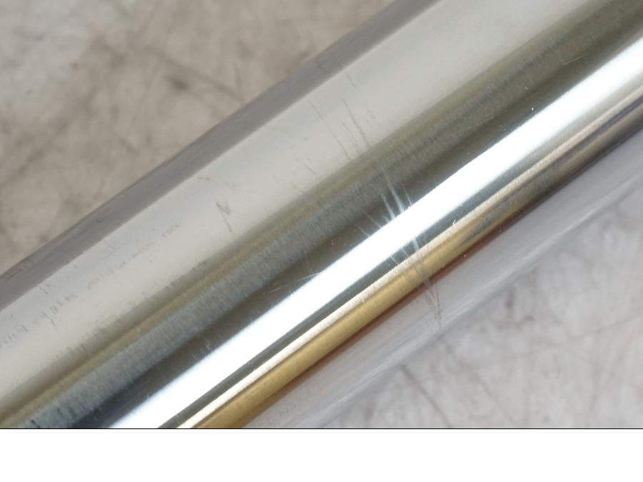 Extrabild1 på Gaffelben från en Kawasaki ZX-6R -1995 motorcykel.