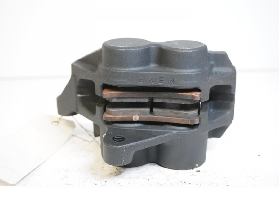 Höger sida på Bromsok från en Yamaha FZ-1 N -2009 motorcykel.