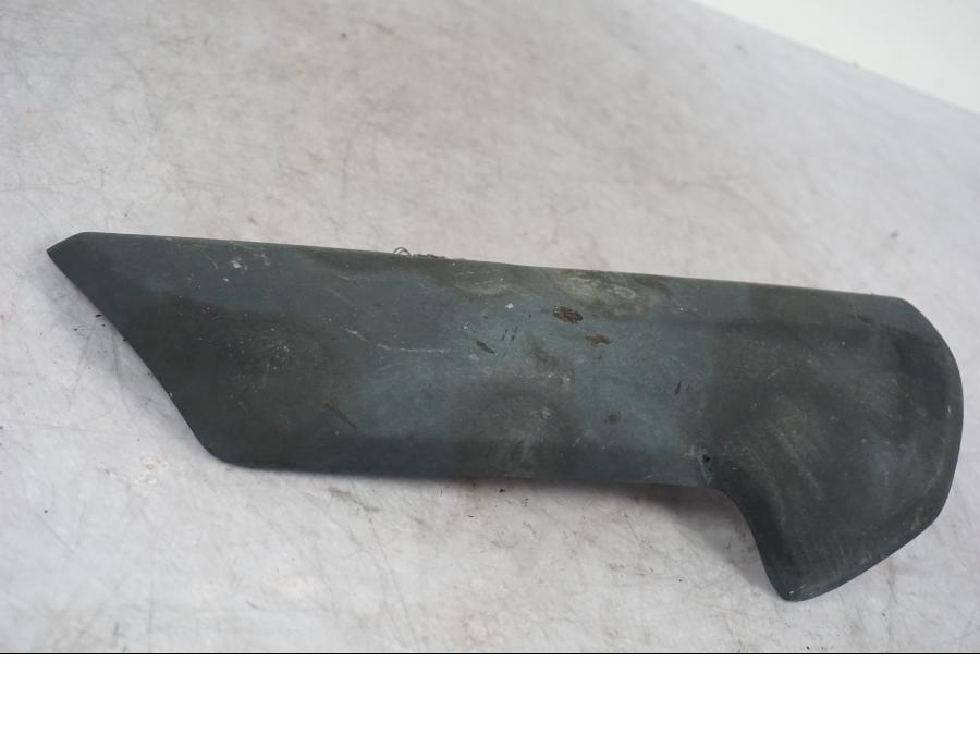 Baksidan på Värmeskydd från en Triumph Tiger Explorer -2016 motorcykel.