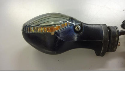 Vänster sida på Blinkers från en Honda CB 500 F -2013 motorcykel.