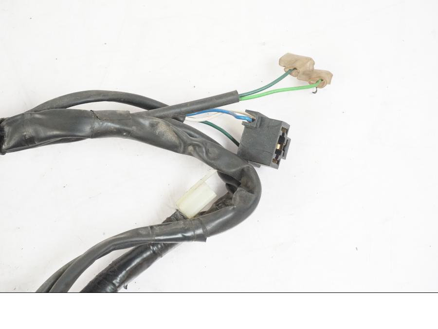 Höger sida på Kabelstam från en Honda NT 650 V -2002 motorcykel.