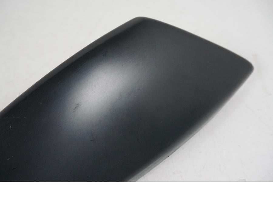 Snett uppifrån på Sidopanel från en Kawasaki ER-6F -2016 motorcykel.