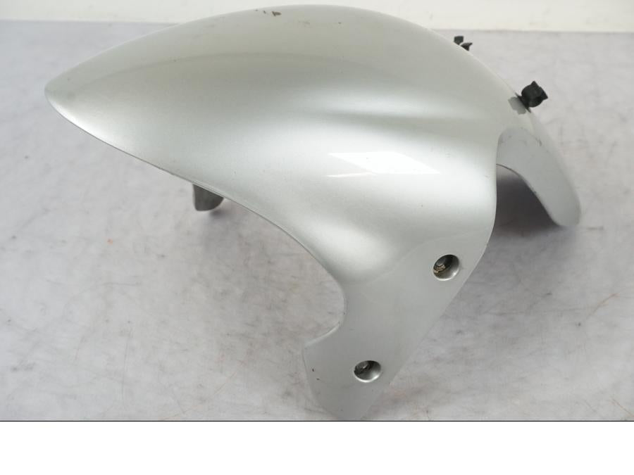 Vänster sida på Framskärm från en Triumph Daytona 955I -2000 motorcykel.