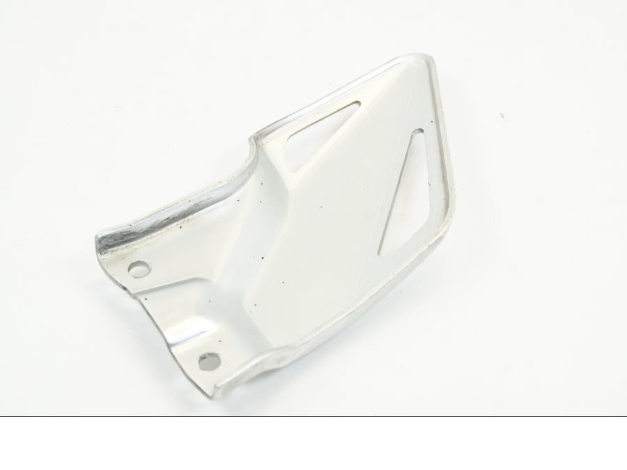 Höger sida på Fotpinnehälskydd från en Honda CBR 1000 RR -2010 motorcykel.