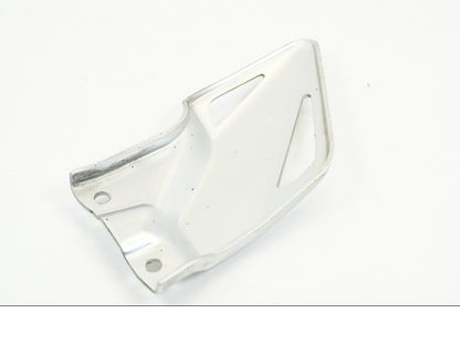 Höger sida på Fotpinnehälskydd från en Honda CBR 1000 RR -2010 motorcykel.