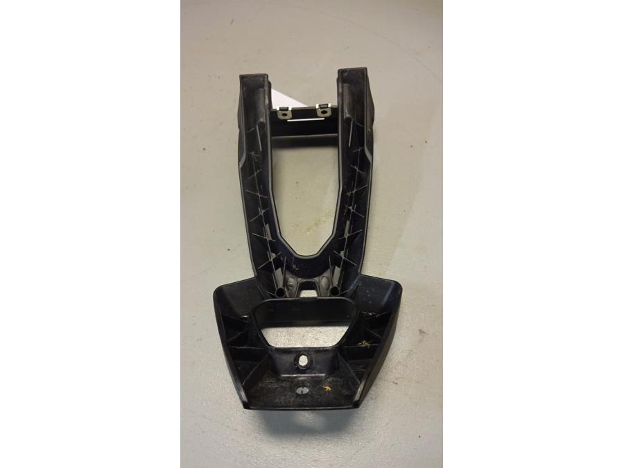 Baksidan på Skylthållare från en BMW F 800 GT -2015 motorcykel.