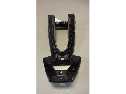 Baksidan på Skylthållare från en BMW F 800 GT -2015 motorcykel.