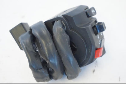 Extrabild2 på Styrelreglage från en Kawasaki ER-6N -2012 motorcykel.