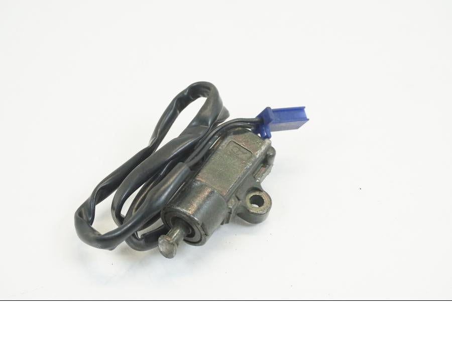 Framsidan på Sidostödsbrytare från en Yamaha DT 125 -2006 motorcykel.