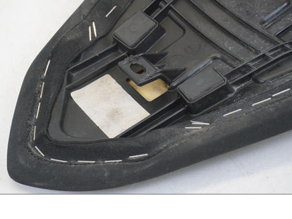 Extrabild2 på Sadel från en Ducati Streetfighter V4 -2020 motorcykel.