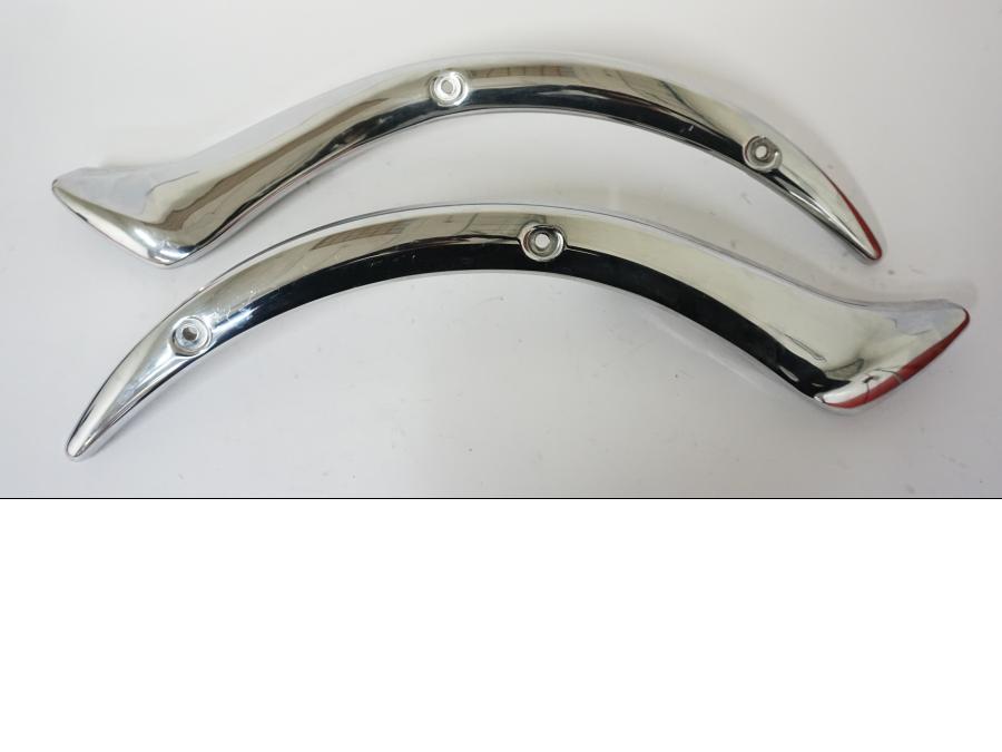 Framsidan på Bakskärmstag från en Kawasaki VN 2000 -2008 motorcykel.