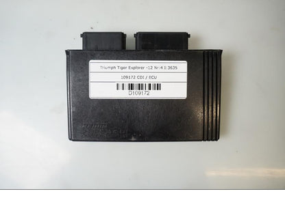 Framsidan på CDI / ECU från en Triumph Tiger -2012 motorcykel.