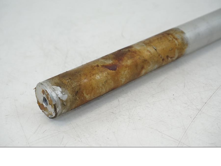 Baksidan på Styre från en Suzuki GSX 1300 R -2017 motorcykel.