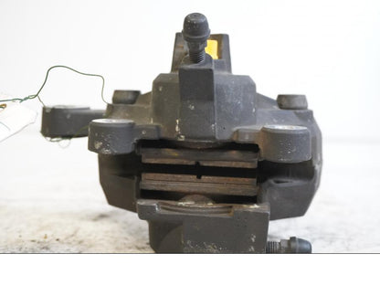 Höger sida på Bromsok från en Suzuki GSX-R 600 -2000 motorcykel.