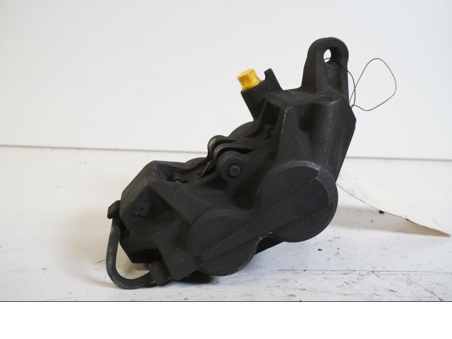 Höger sida på Bromsok från en Yamaha YZF 1000 R -1999 motorcykel.