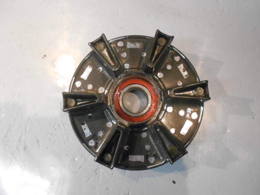 Baksidan på Drevfäste från en Yamaha FZS 1000 -2002 motorcykel.