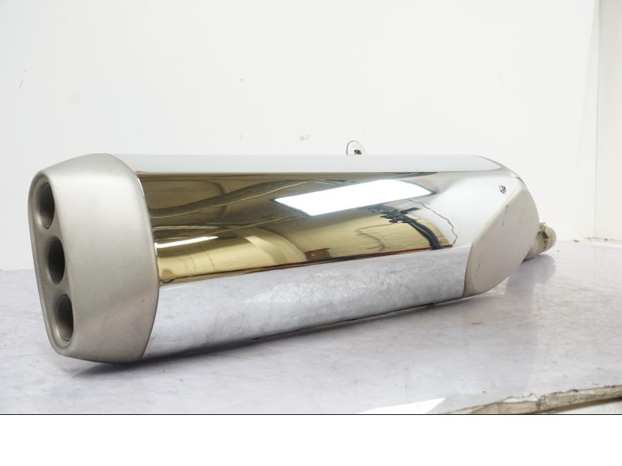 Framsidan på Ljuddämpare från en BMW K 1600 -2011 motorcykel.