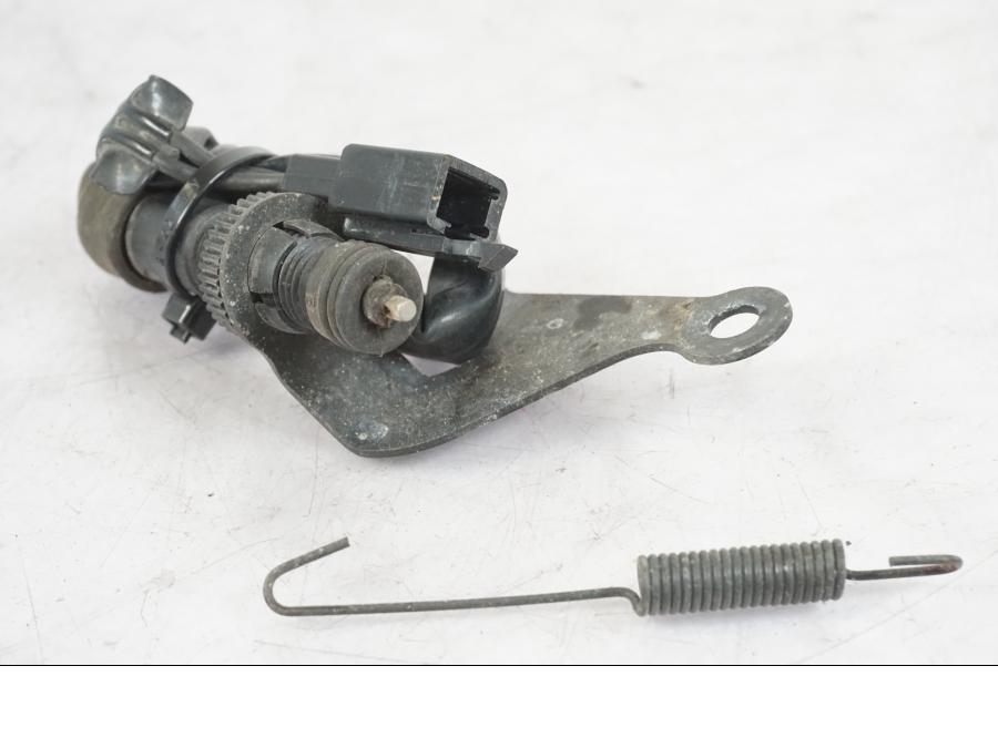 Framsidan på Bromsljuskontakt från en Honda CBR 1000 F -1999 motorcykel.