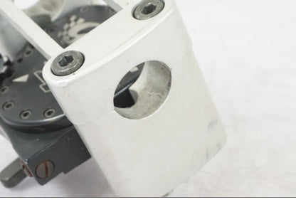 Vänster sida på Styrdämpare från en BMW R 1200 GSA -2012 motorcykel.