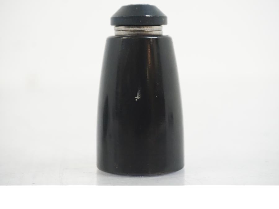 Snett uppifrån på Styrvikt från en BMW F 650 CS -2002 motorcykel.