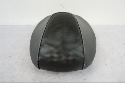 Snett uppifrån på Sadel från en Yamaha Aerox -2006 motorcykel.