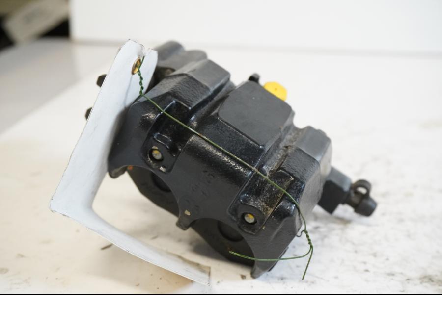 Baksidan på Bromsok från en Kawasaki Ninja 300 -2014 motorcykel.