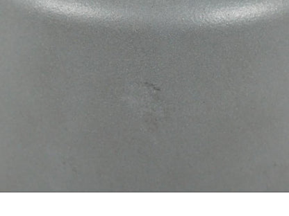 Höger sida på Hastighetsmätarhus från en H-D Softail FXCW Rocker -2008 motorcykel.