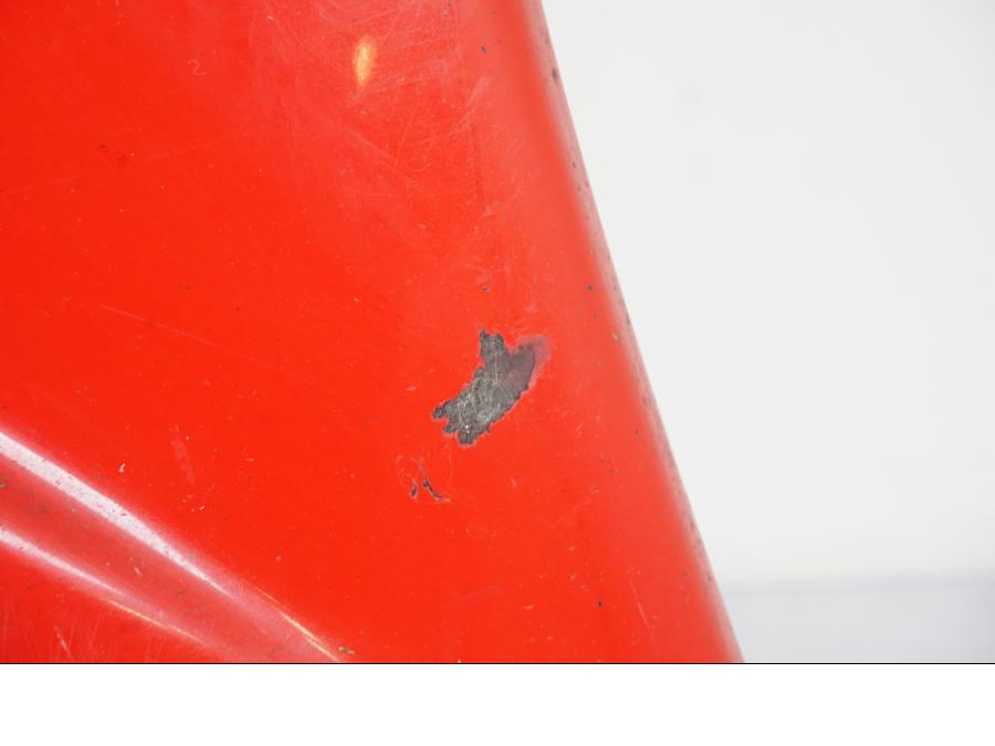 Baksidan på Sidkåpa från en Honda CBR 1000 F -1999 motorcykel.