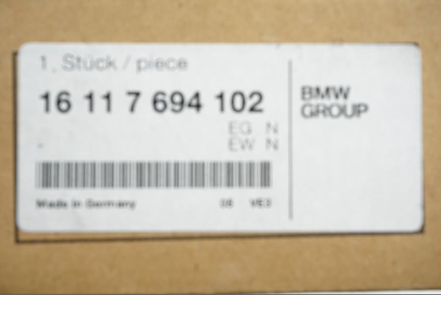 Framsidan på Bensintanksanslutning från en BMW R 1200 GS -2006 motorcykel.