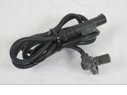 Baksidan på ABS givare från en BMW F 800 GS -2008 motorcykel.