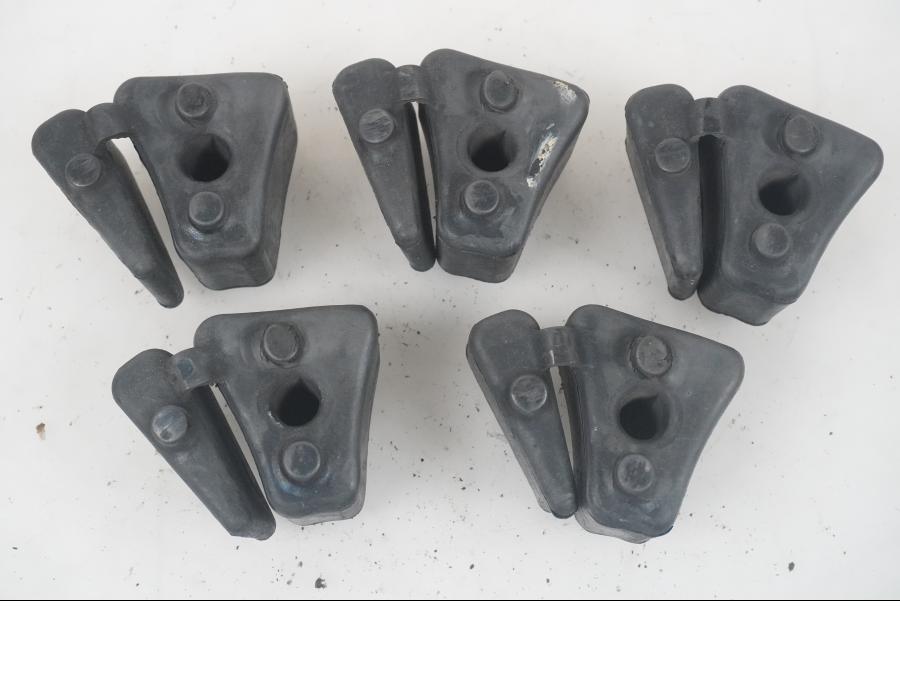 Framsidan på Ryckutjämnare från en Honda VFR 750 -1988 motorcykel.