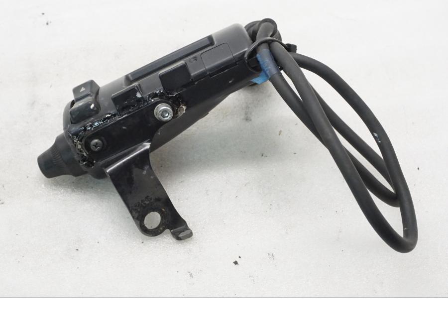 Baksidan på Kontrollpanel från en Yamaha XVZ 13TD -1999 motorcykel.