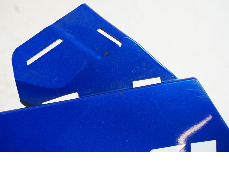 Extrabild1 på Magkåpa från en Suzuki GSX-R 750 -2008 motorcykel.