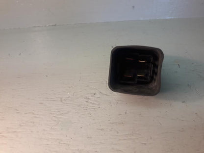 Baksidan på Startrelä från en Yamaha WR 125 -2010 motorcykel.