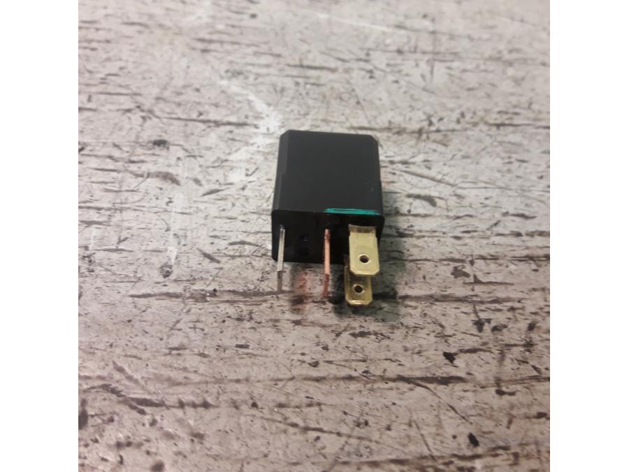 Framsidan på Relä från en Ducati 848 -2010 motorcykel.