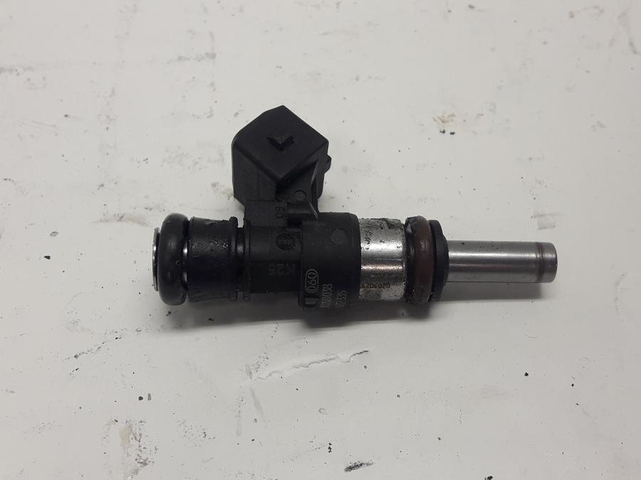 Baksidan på Spridare från en BMW F 800 ST -2010 motorcykel.