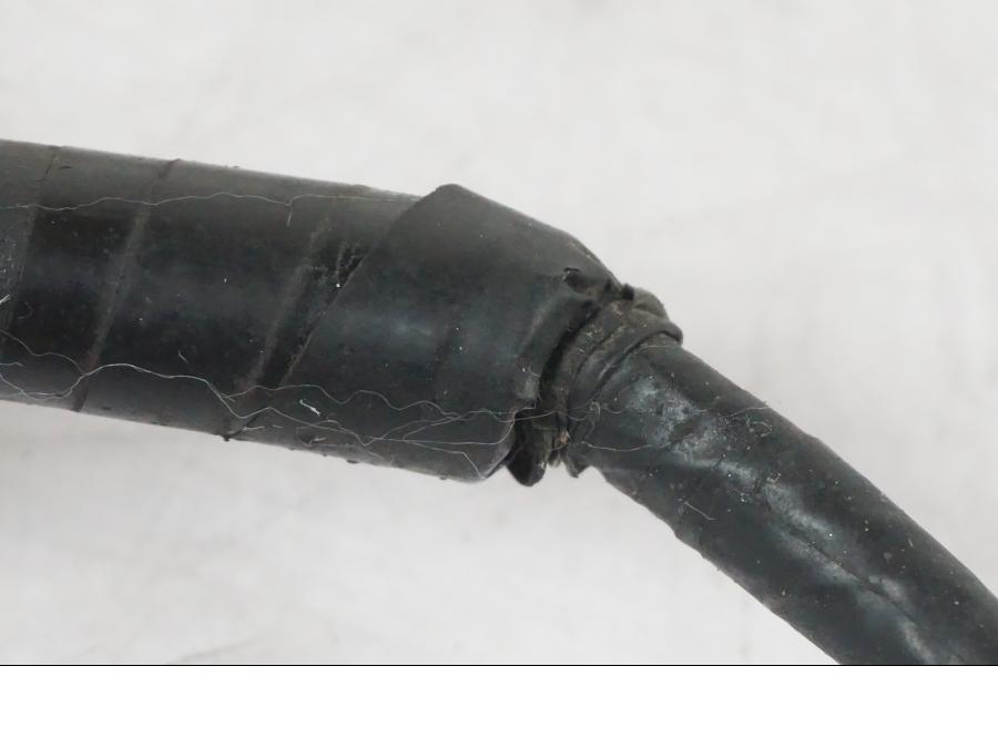 Snett uppifrån på Skyltbelysning från en Kawasaki ZZ-R 1400 -2009 motorcykel.